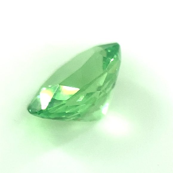 Tsavorite Garnet .80ct - Picture 6 of 7